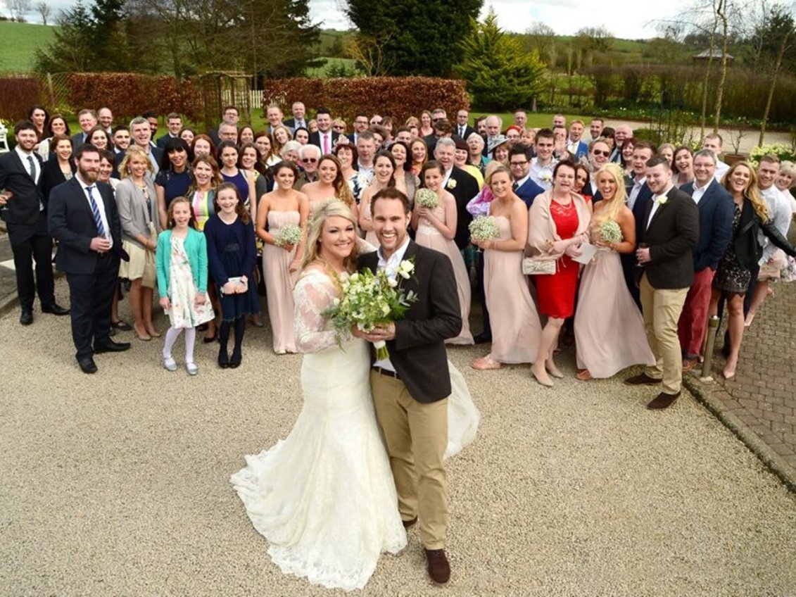 Mr & Mrs Comber wed at the beautiful Shearsby Bath in Leicestershire
